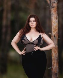 Hot Plumper Teen19.