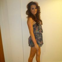 Charming big titd babe