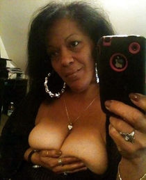 Wow, that ebony girl looks